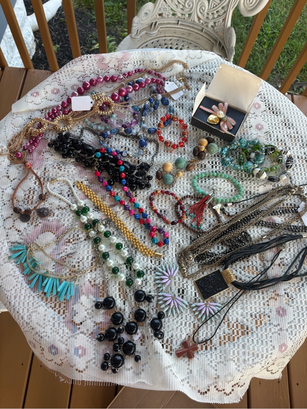 Mixed Women's Jewelry Lot